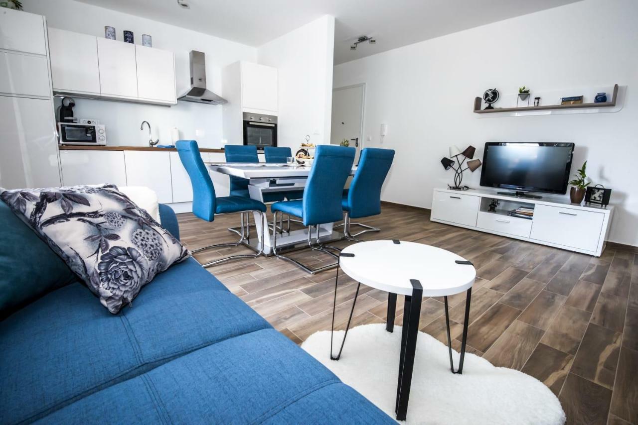 Blue Pearl Apartment روغوزنيكا المظهر الخارجي الصورة